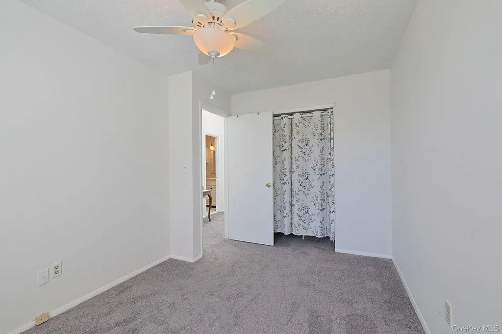 2820 Whispering Hills Chester NY 10918