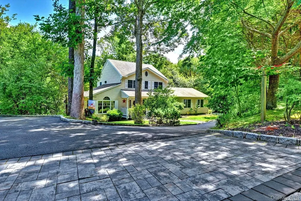 150 N Woods Drive Wading River NY 11792
