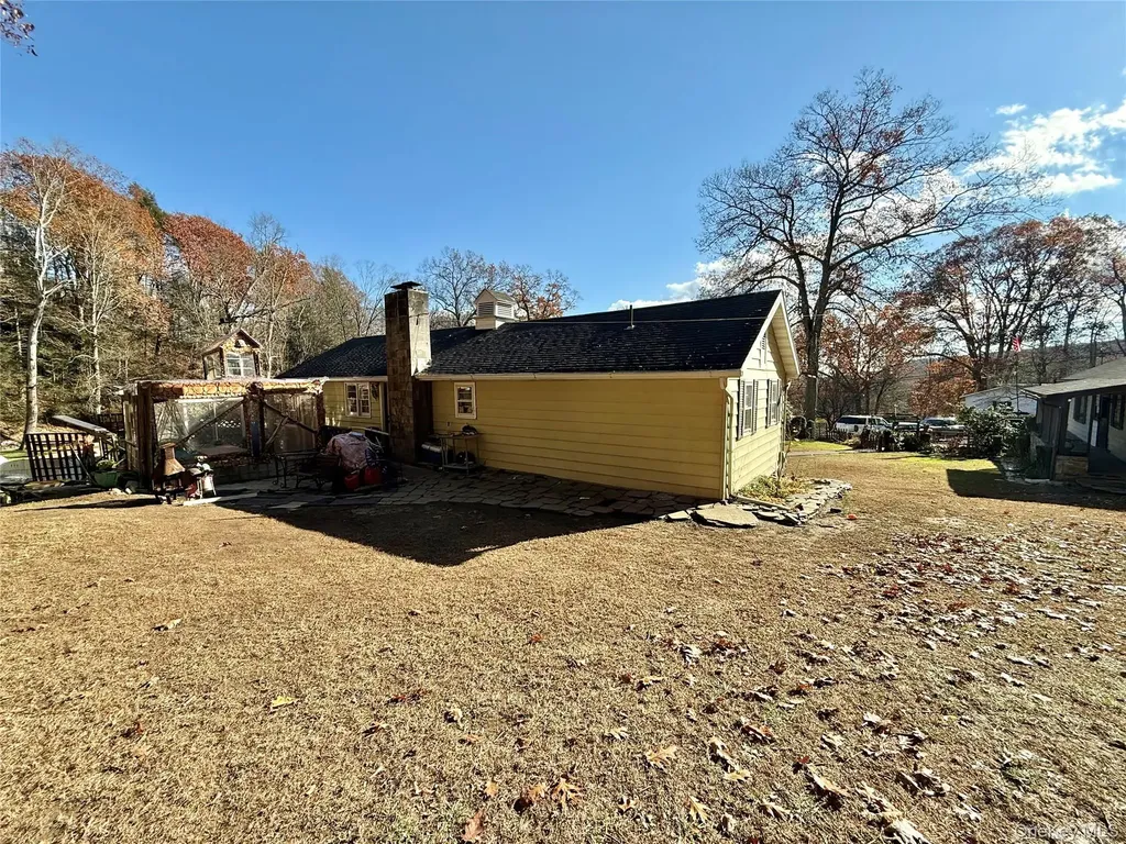 14-16 Glen Hill Dover Plains NY 12522