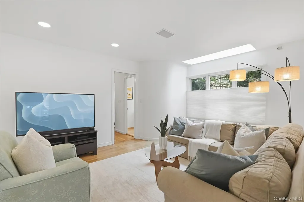 507 Bleeker Avenue Mamaroneck NY 10543