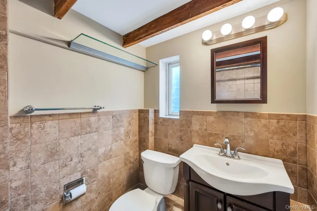 25 Cedar Road Wading River NY 11792