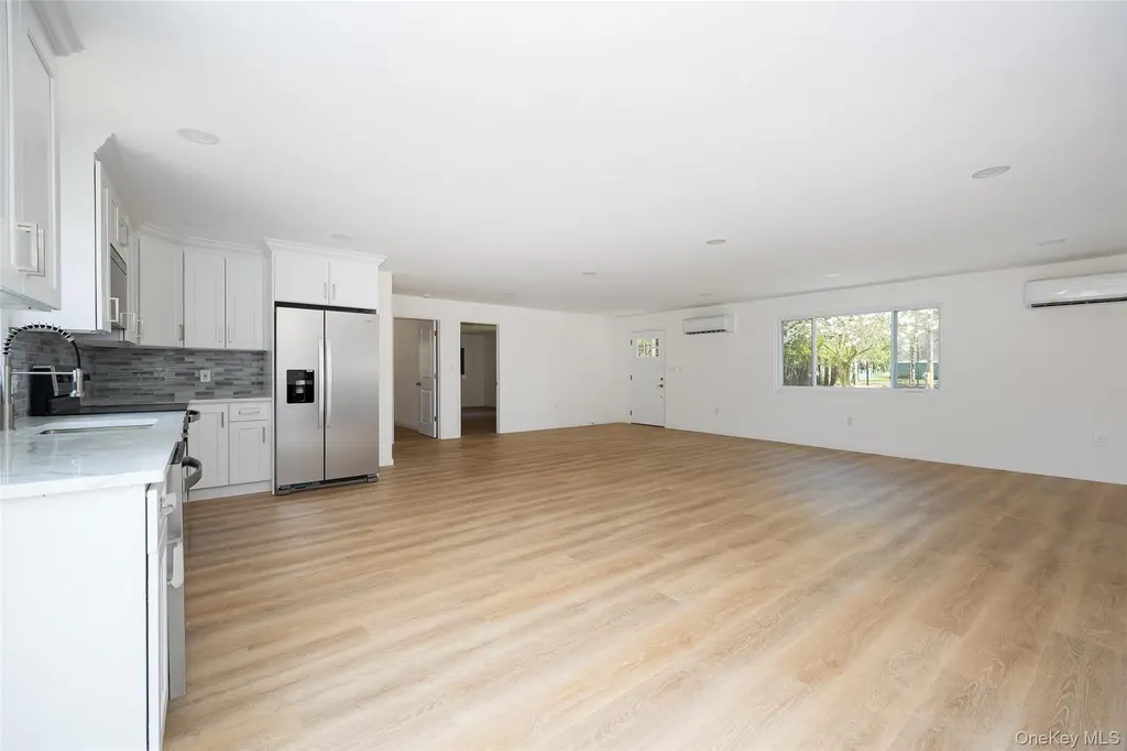 7 Eckelman Drive Hyde Park NY 12538