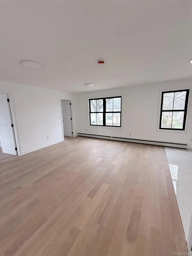 4539 171st Place Flushing NY 11358