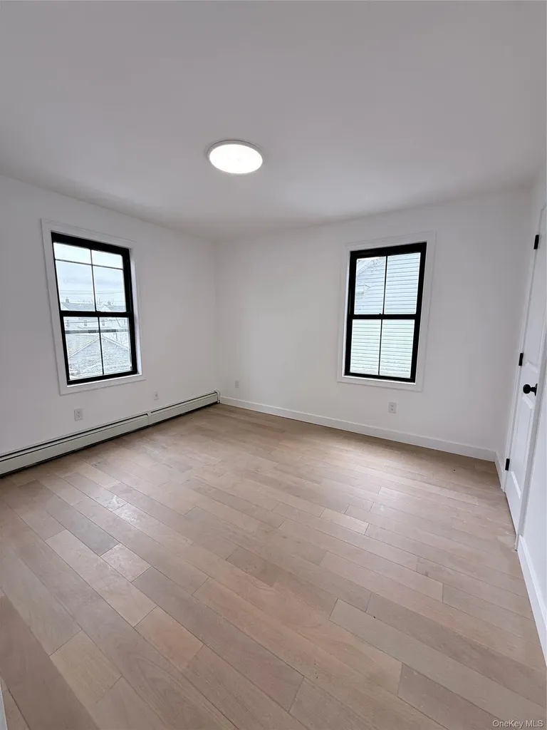 4539 171st Place Flushing NY 11358