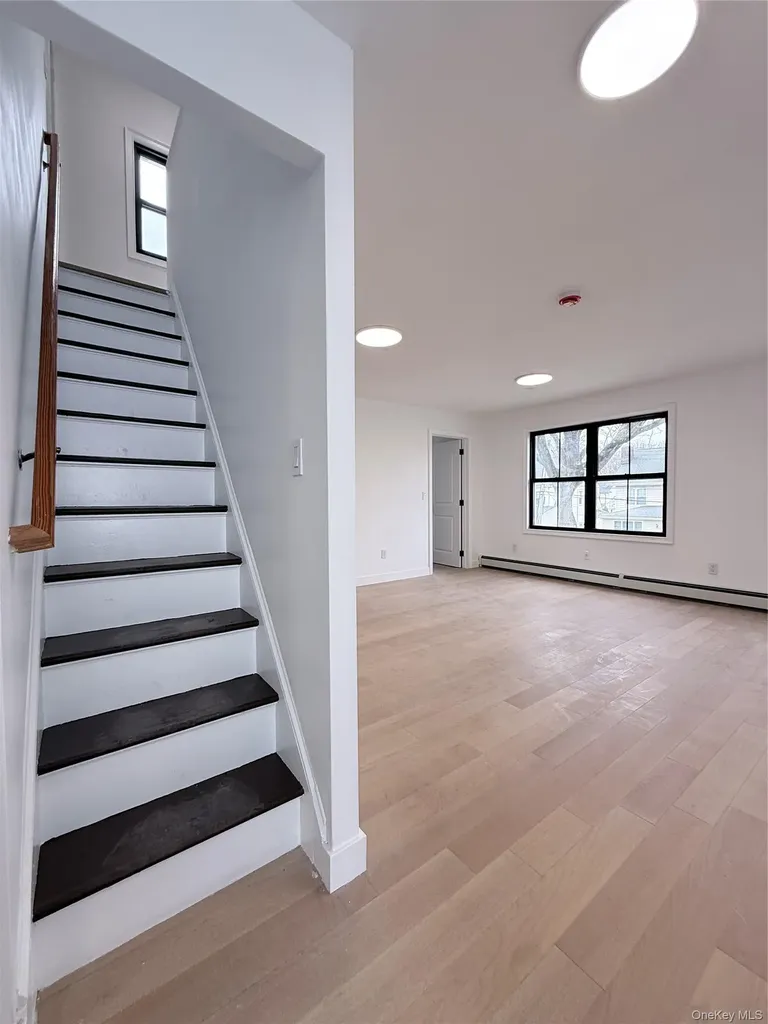 4539 171st Place Flushing NY 11358