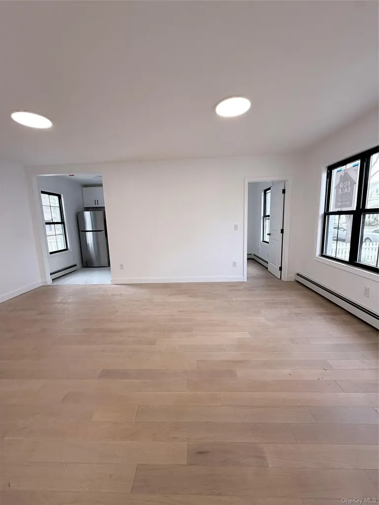 4539 171st Place Flushing NY 11358