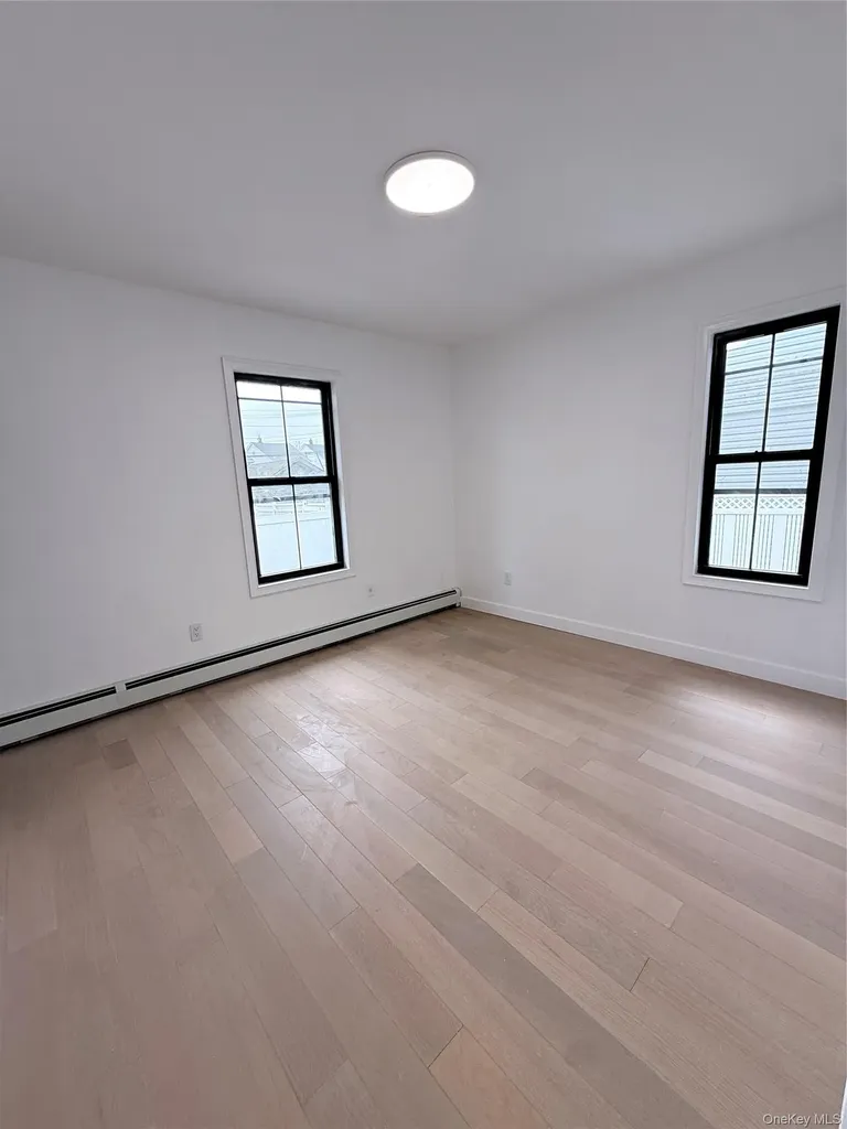 4539 171st Place Flushing NY 11358