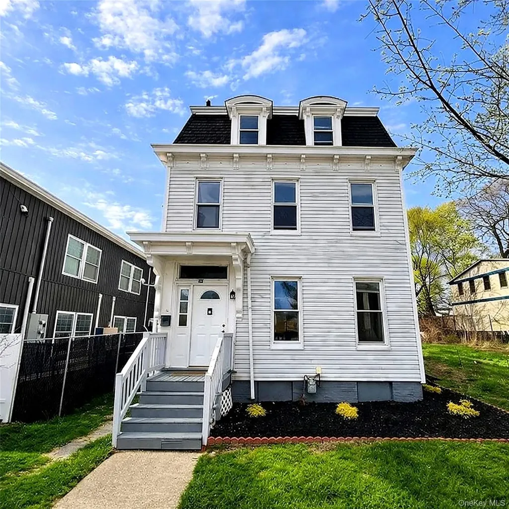 34 Smith Street Poughkeepsie NY 12601