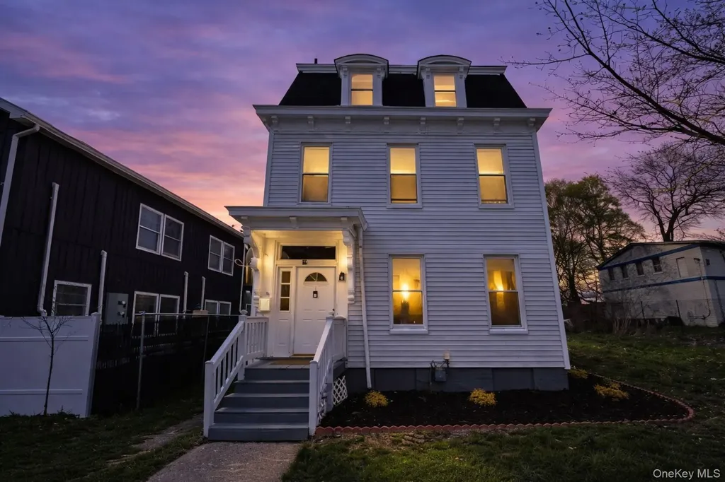 34 Smith Street Poughkeepsie NY 12601