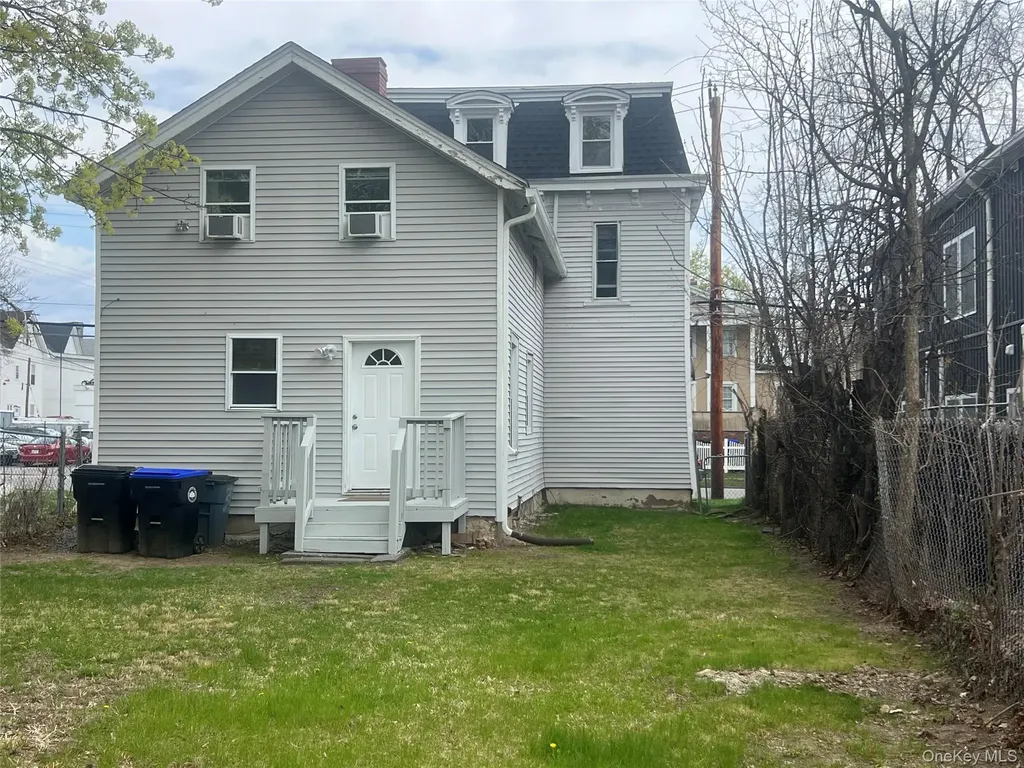 34 Smith Street Poughkeepsie NY 12601