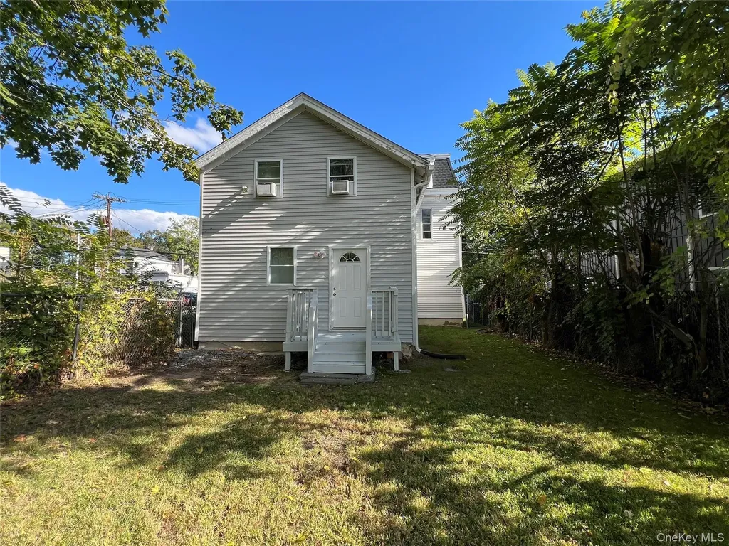 34 Smith Street Poughkeepsie NY 12601