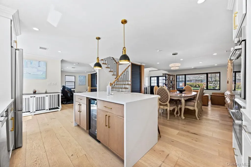 4 Allison Drive Old Bethpage NY 11804