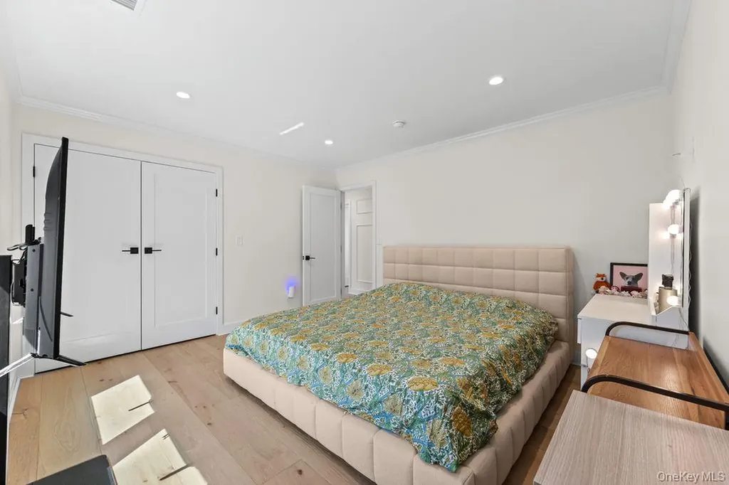 4 Allison Drive Old Bethpage NY 11804