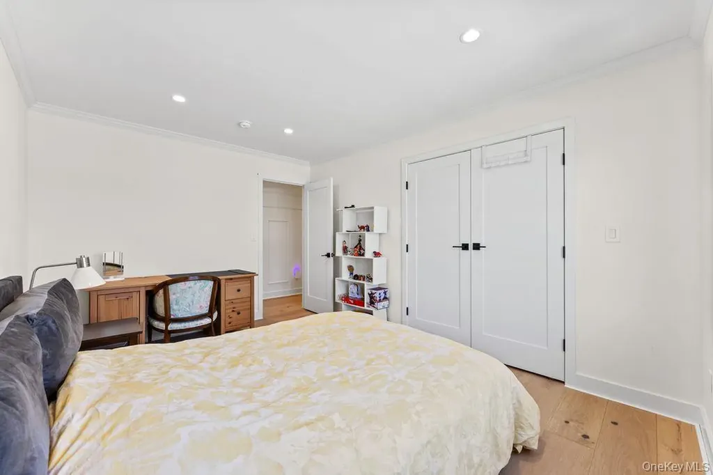 4 Allison Drive Old Bethpage NY 11804
