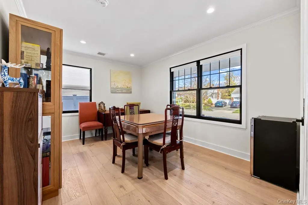 4 Allison Drive Old Bethpage NY 11804