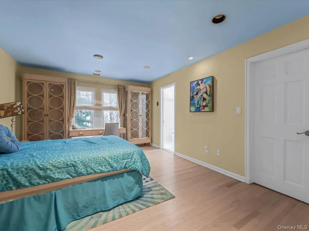 19 Mallard Drive Lloyd Harbor NY 11743
