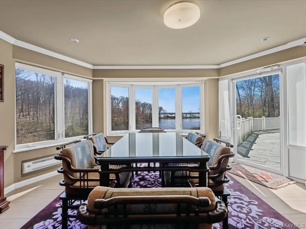 19 Mallard Drive Lloyd Harbor NY 11743
