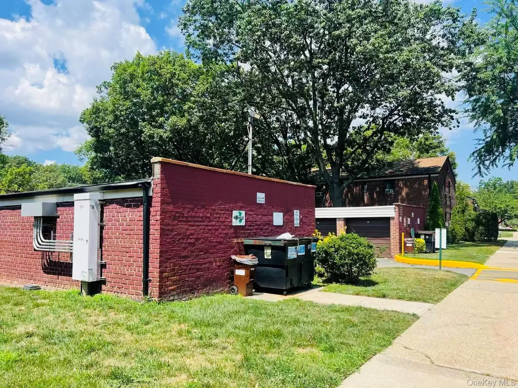 19649 69th Avenue Fresh Meadows NY 11365