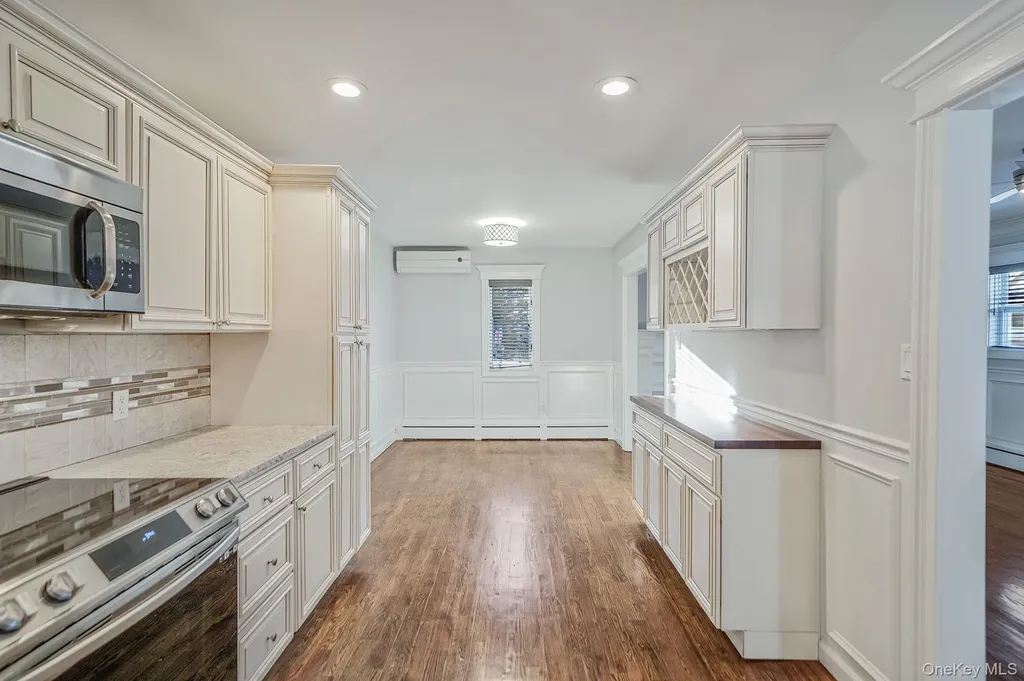 38 Hawthorne Road Rocky Point NY 11778