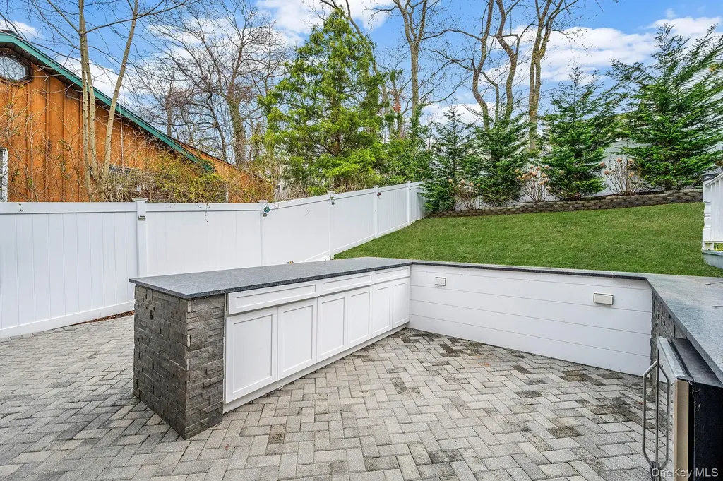 38 Hawthorne Road Rocky Point NY 11778