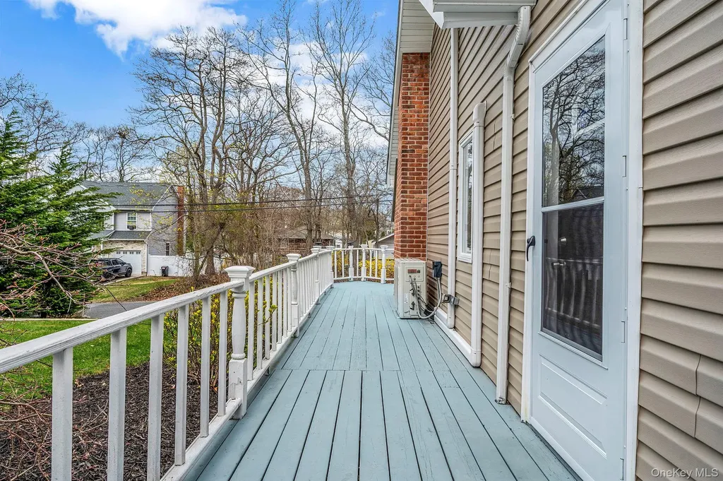 38 Hawthorne Road Rocky Point NY 11778