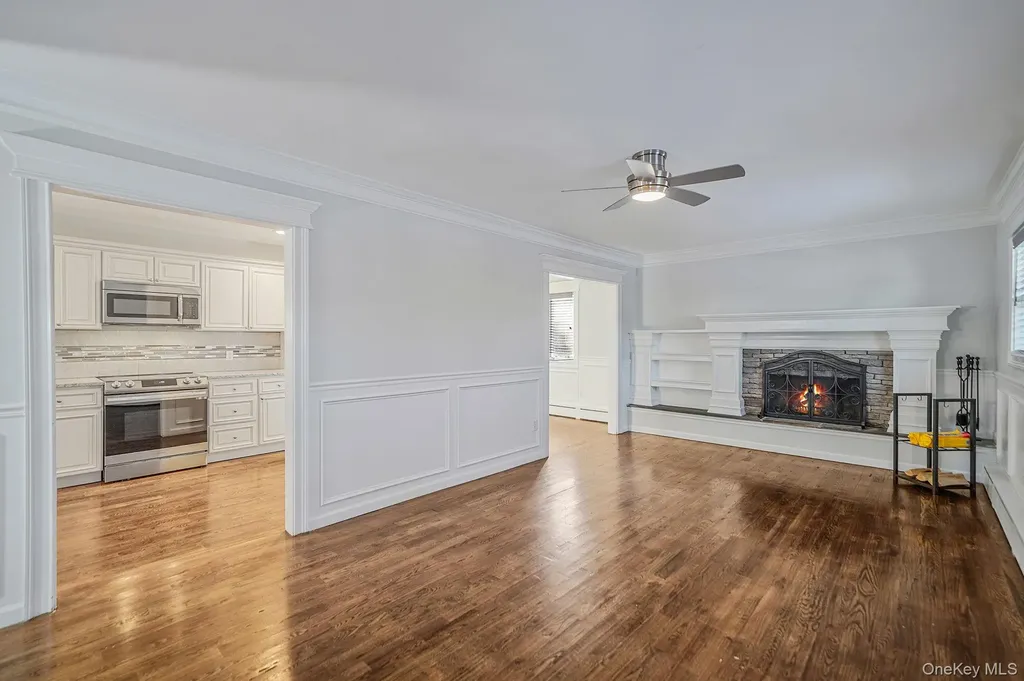 38 Hawthorne Road Rocky Point NY 11778
