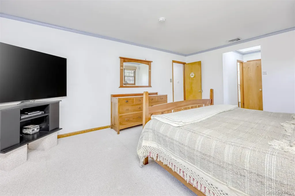 16 Sterling Forest Lane Suffern NY 10901