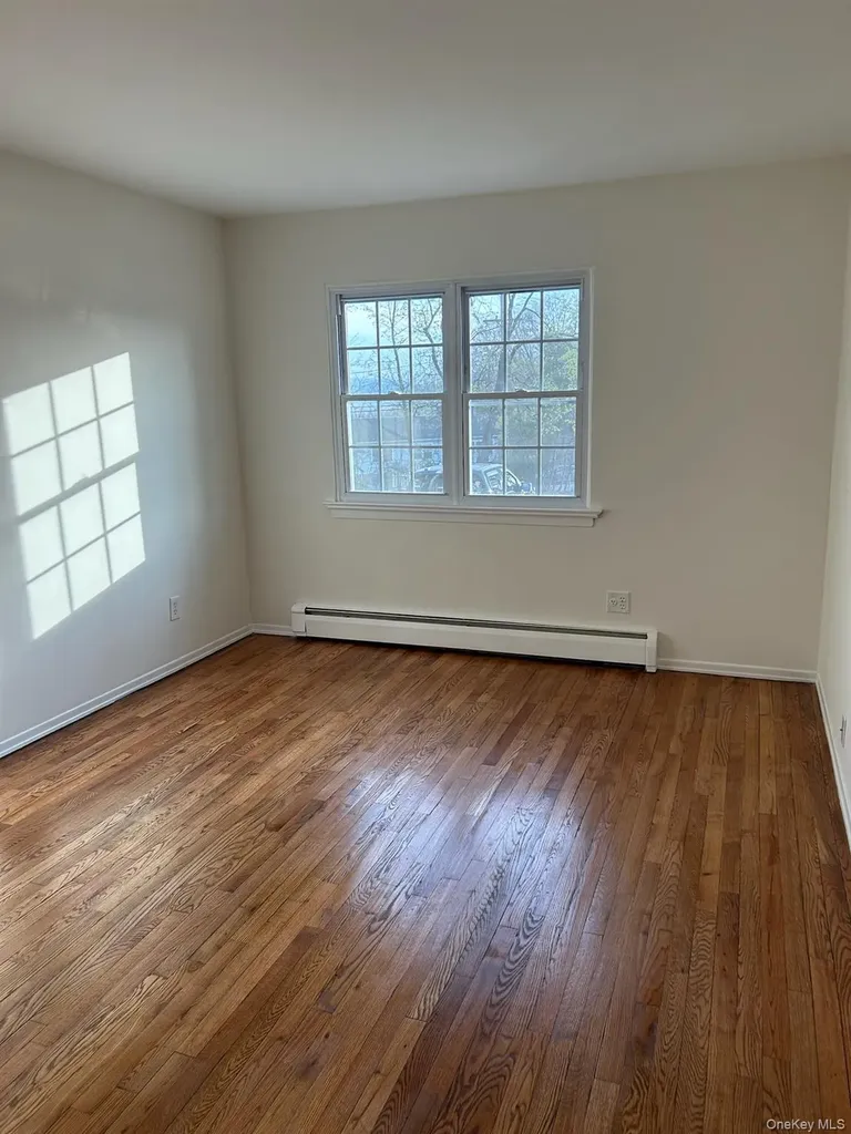8 Colonial Road Beacon NY 12508