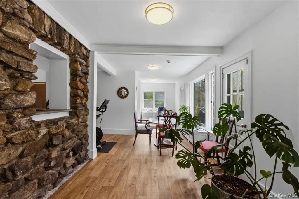 145 Saxon Woods Road White Plains NY 10605