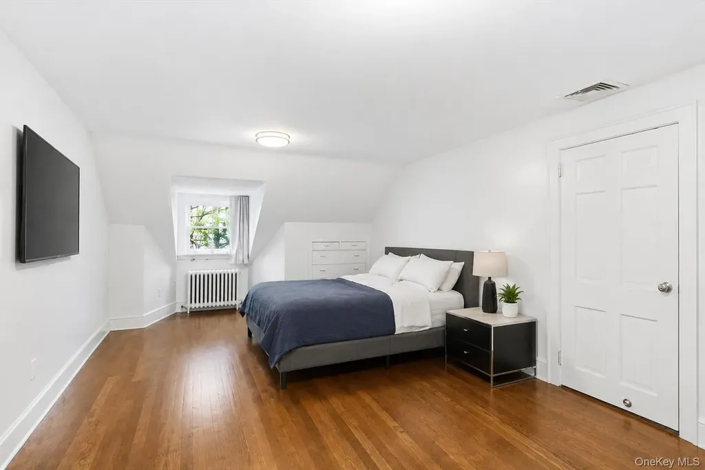 145 Saxon Woods Road White Plains NY 10605