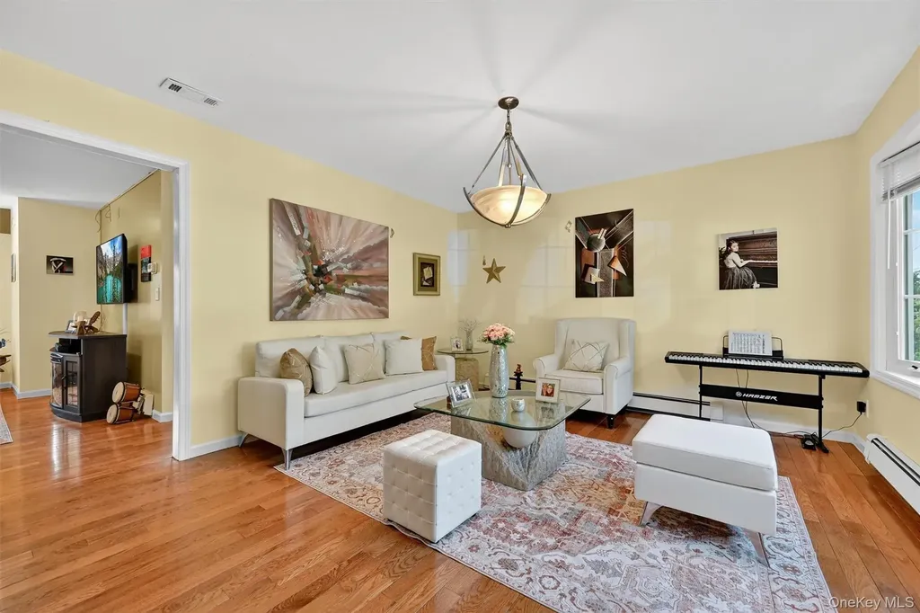 14 Malone Avenue Garnerville NY 10923