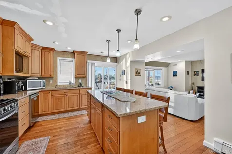 14 Malone Avenue Garnerville NY 10923