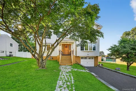 14 Malone Avenue Garnerville NY 10923