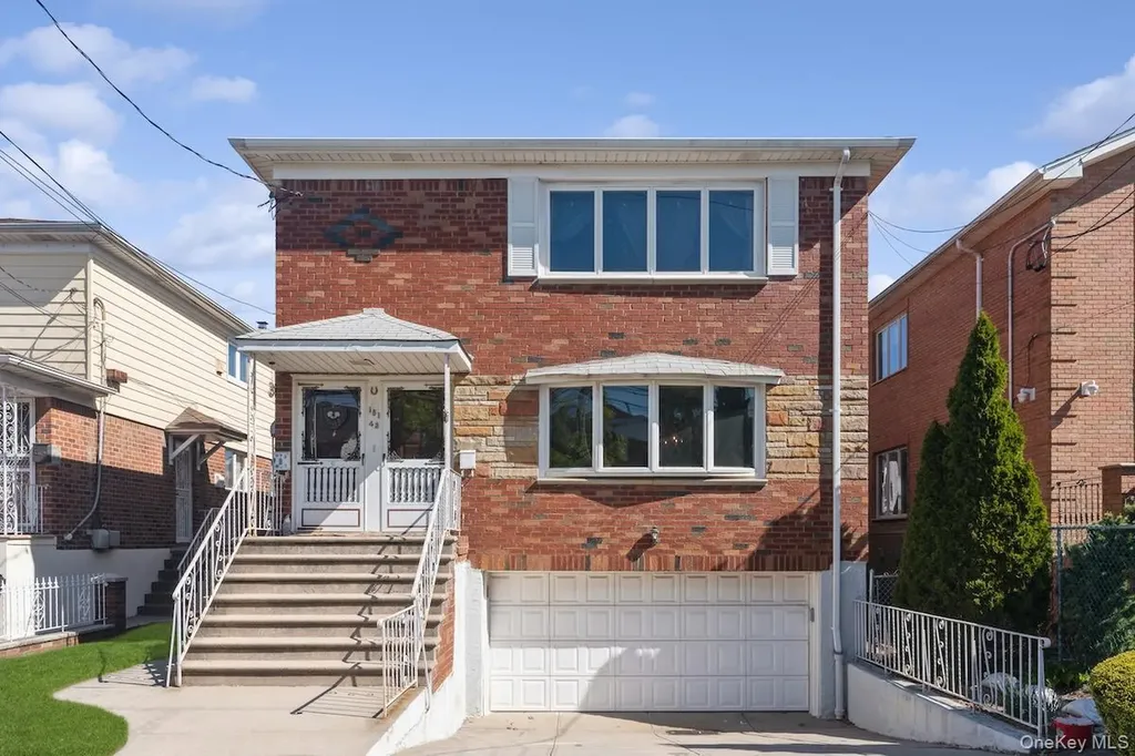 15143 21st Avenue Whitestone NY 11357
