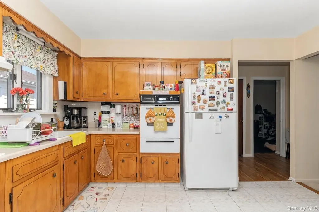 15143 21st Avenue Whitestone NY 11357