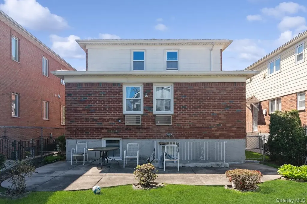 15143 21st Avenue Whitestone NY 11357