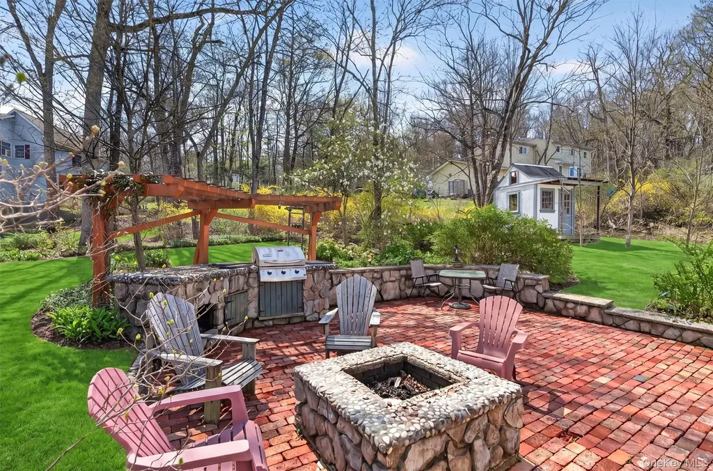 69 Edgewood Drive Central Valley NY 10917