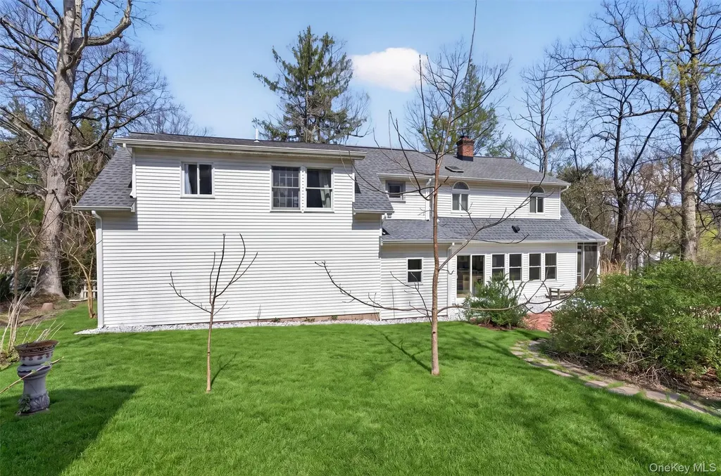 69 Edgewood Drive Central Valley NY 10917