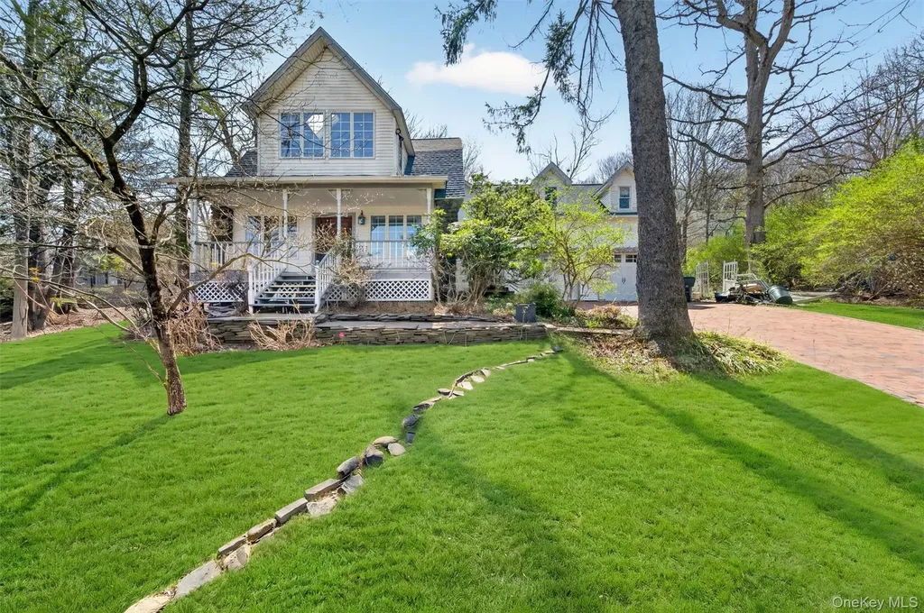 69 Edgewood Drive Central Valley NY 10917