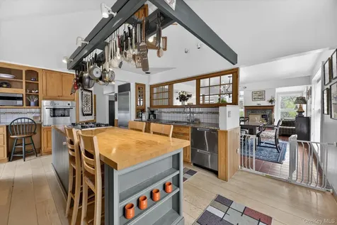 213 Vail Lane North Salem NY 10560