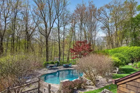 213 Vail Lane North Salem NY 10560