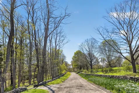 213 Vail Lane North Salem NY 10560