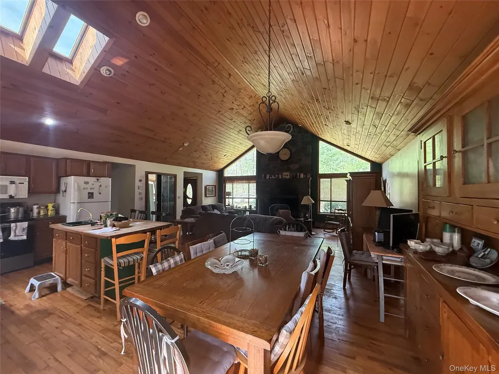 21 Parkside Drive Glen Spey NY 12737