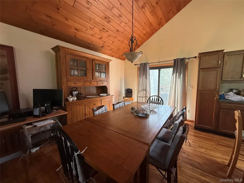 21 Parkside Drive Glen Spey NY 12737