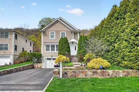 228 Sarles Lane Pleasantville NY 10570