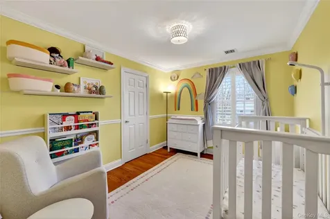 228 Sarles Lane Pleasantville NY 10570
