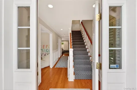 228 Sarles Lane Pleasantville NY 10570