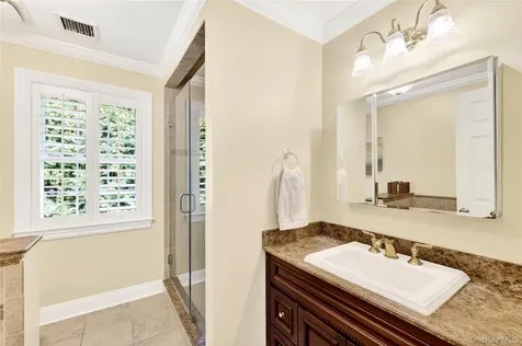 228 Sarles Lane Pleasantville NY 10570