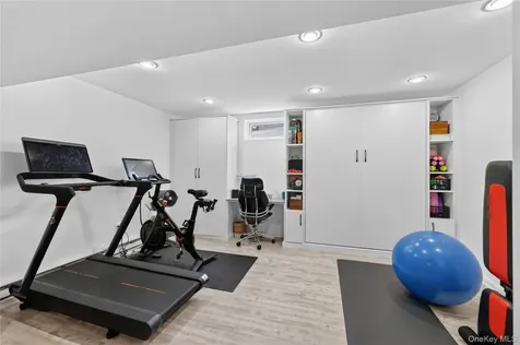 228 Sarles Lane Pleasantville NY 10570