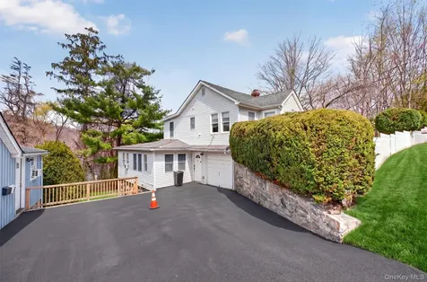 8-10 Towners Road Carmel NY 10512
